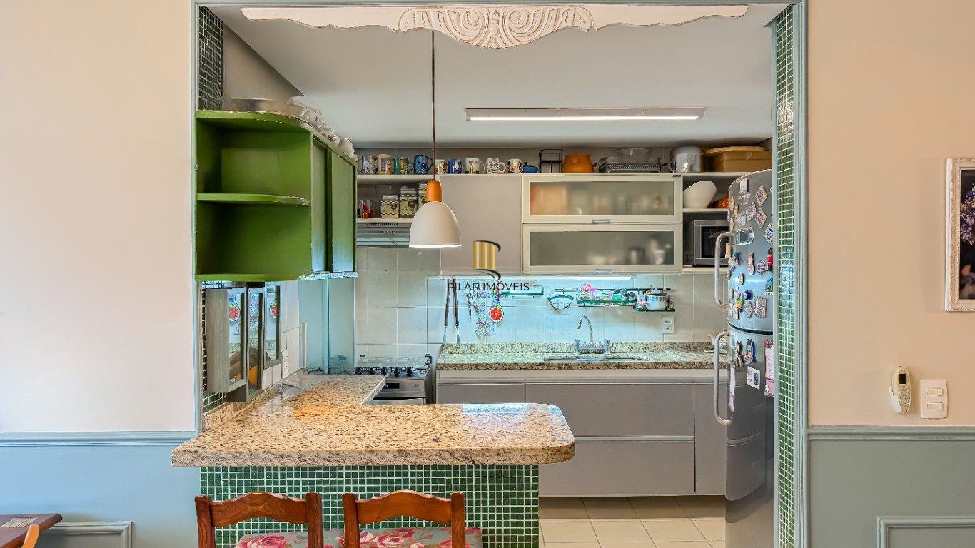 Apartamento com 3 quartos, 1 suíte e 2 vagas de garagem no Bairro Passo D'Areia