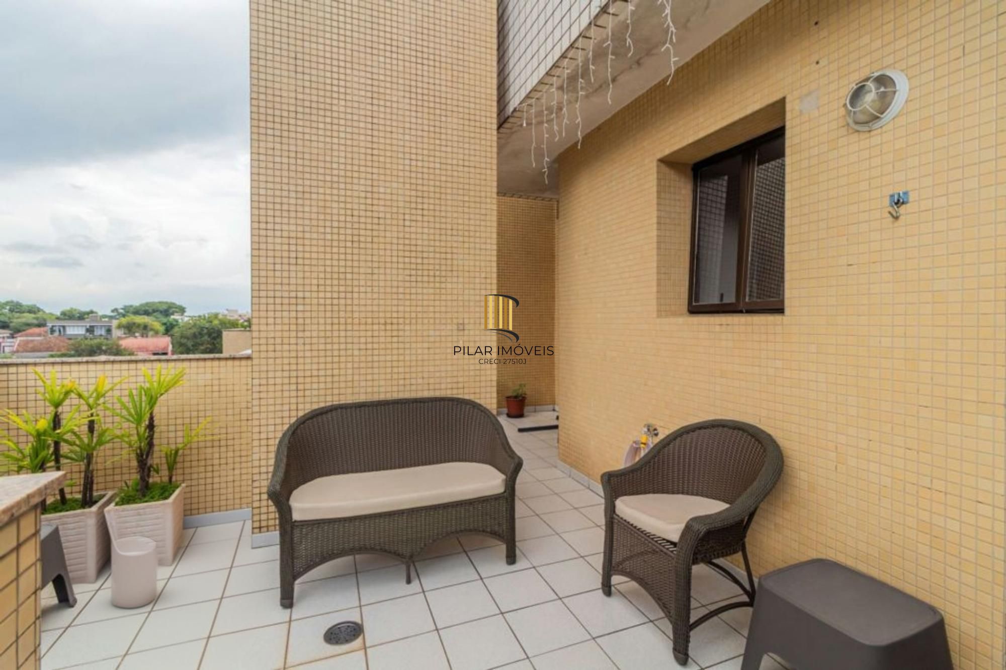 Cobertura semi mobiliada 1 dormitório bairro Cristo Redentor