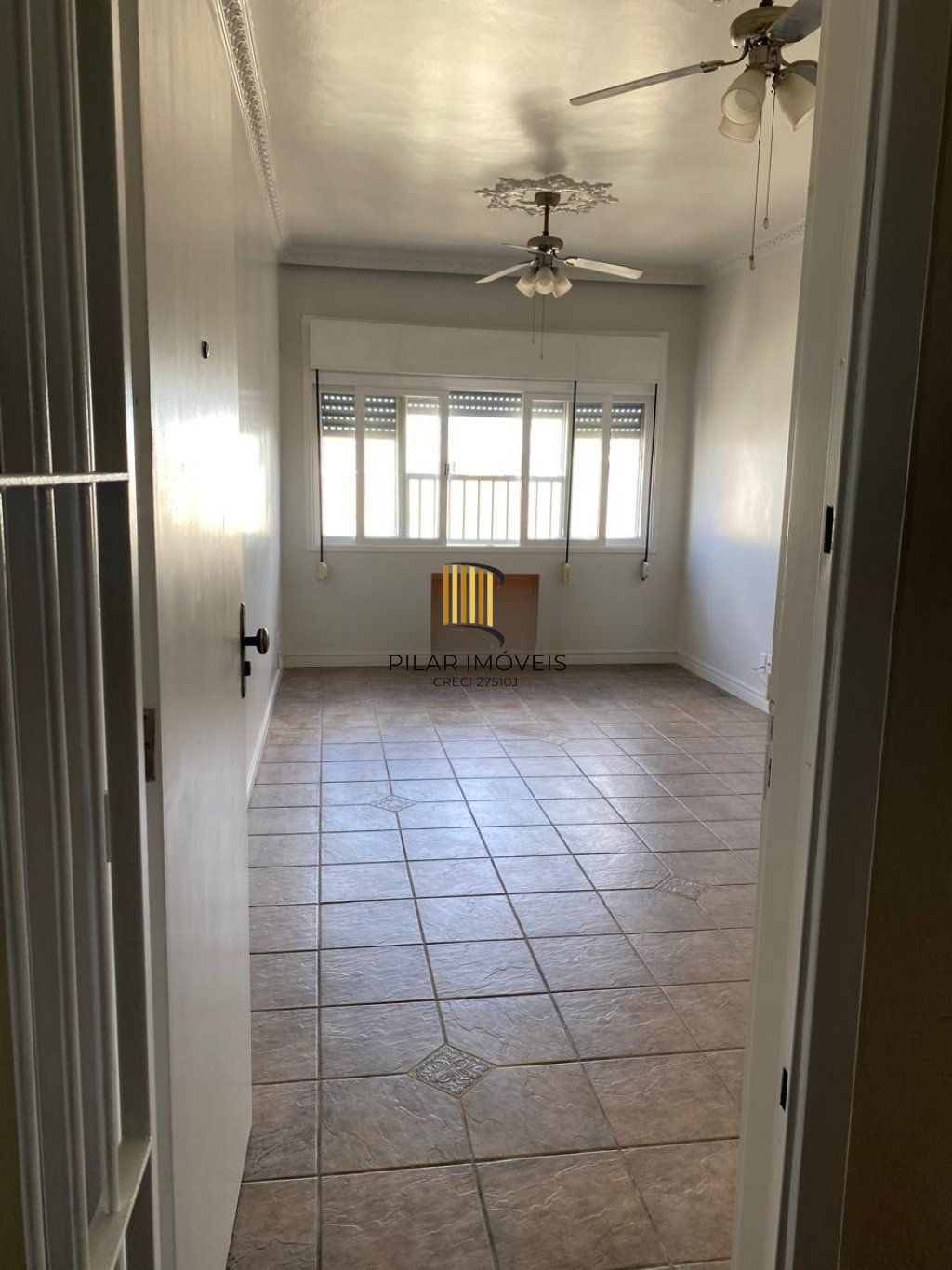 Apartamento JK com 1 quarto e com elevador  no bairro Farroupilha. - Pilar Imóveis