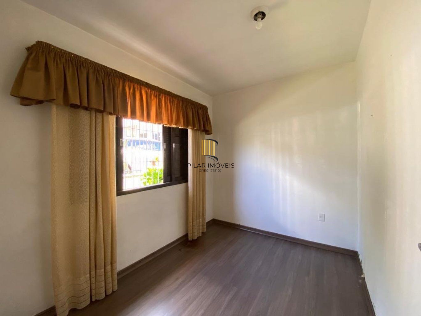 Casa com 2 quartos e 3 vagas no bairro Nossa Senhora das Graças