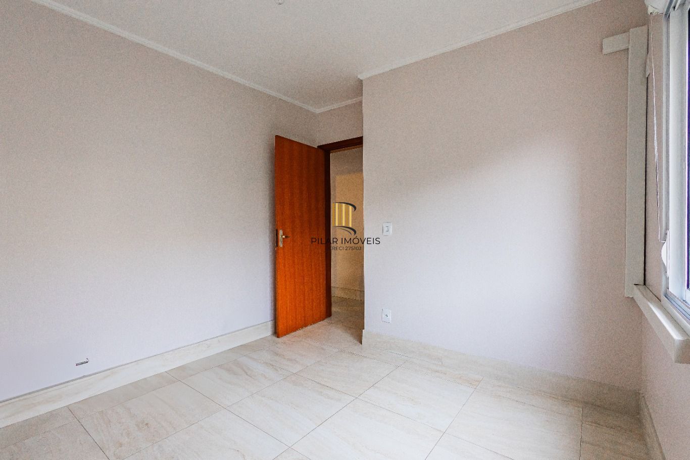 Apartamento à venda com 3 quartos 105m² no Bairro Petrópolis