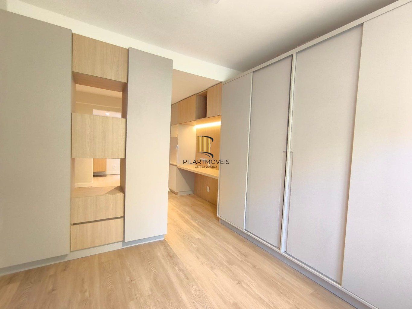 Apartamento de 1 dormitório térreo semi mobiliado  bairro Petrópolis