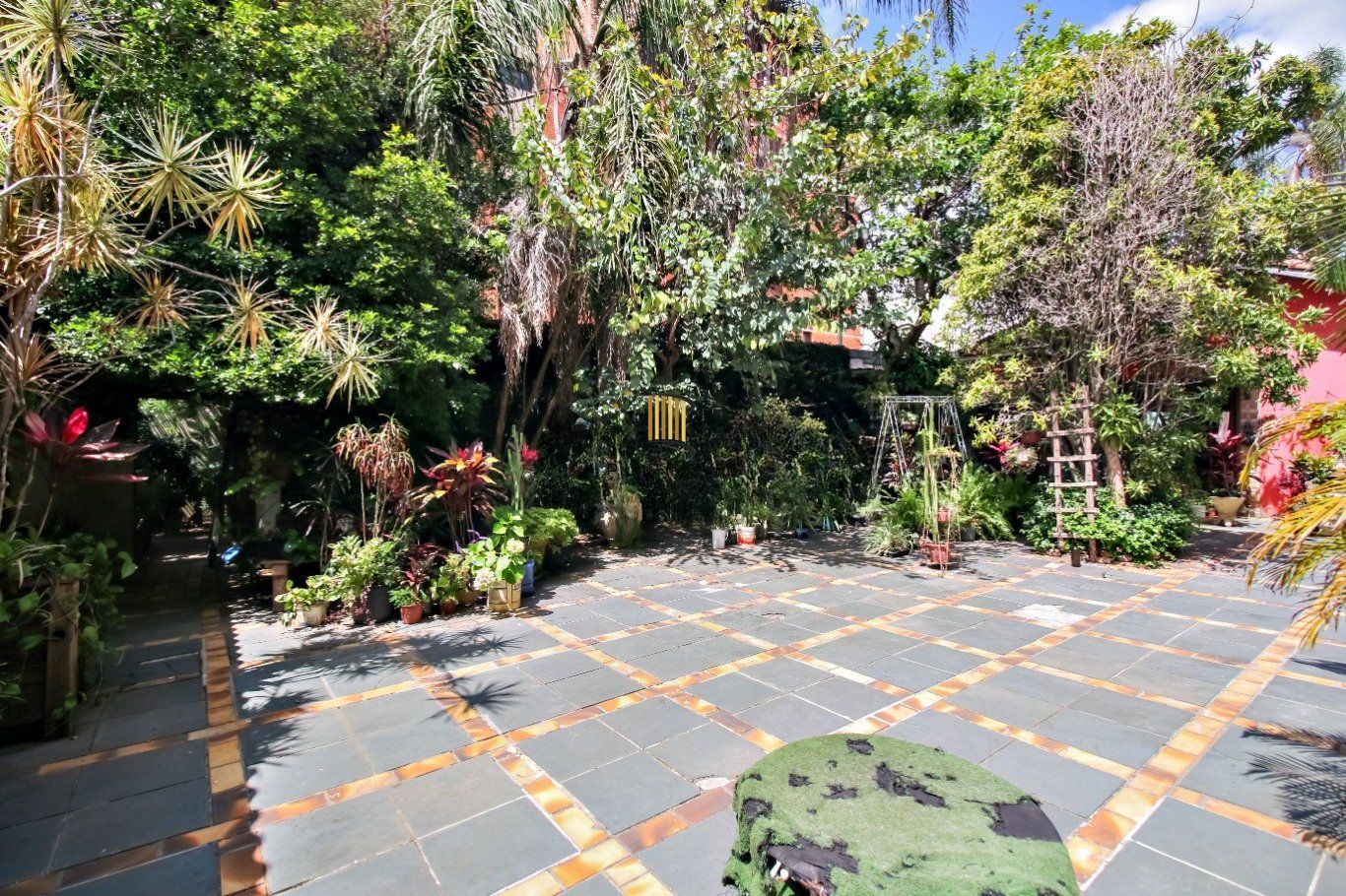 Terreno 600m² no São João com Potencial Construtivo