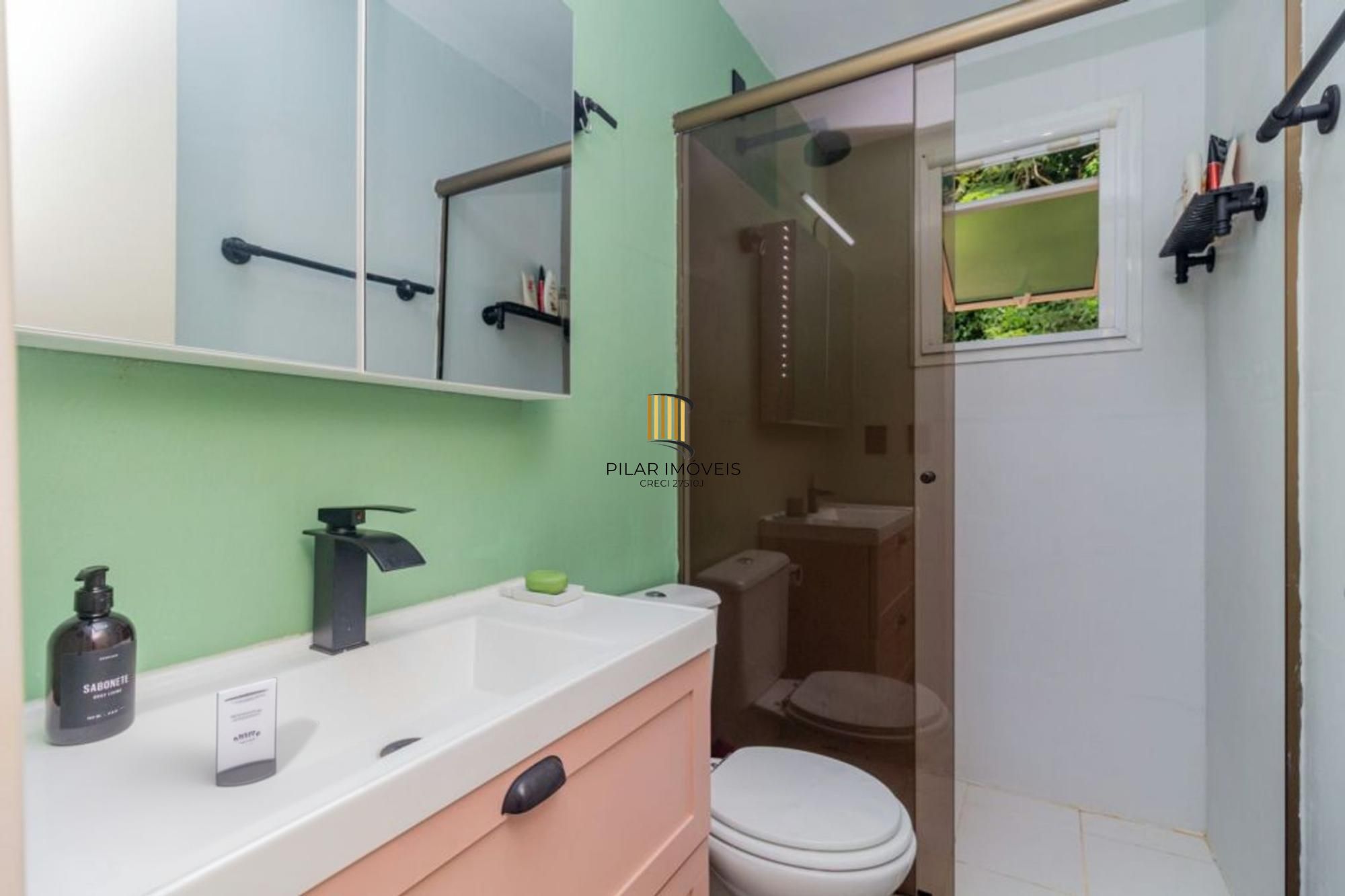 Casa em condomínio fechado de 3 quartos, suíte,2 vagas no bairro Mário Quintana