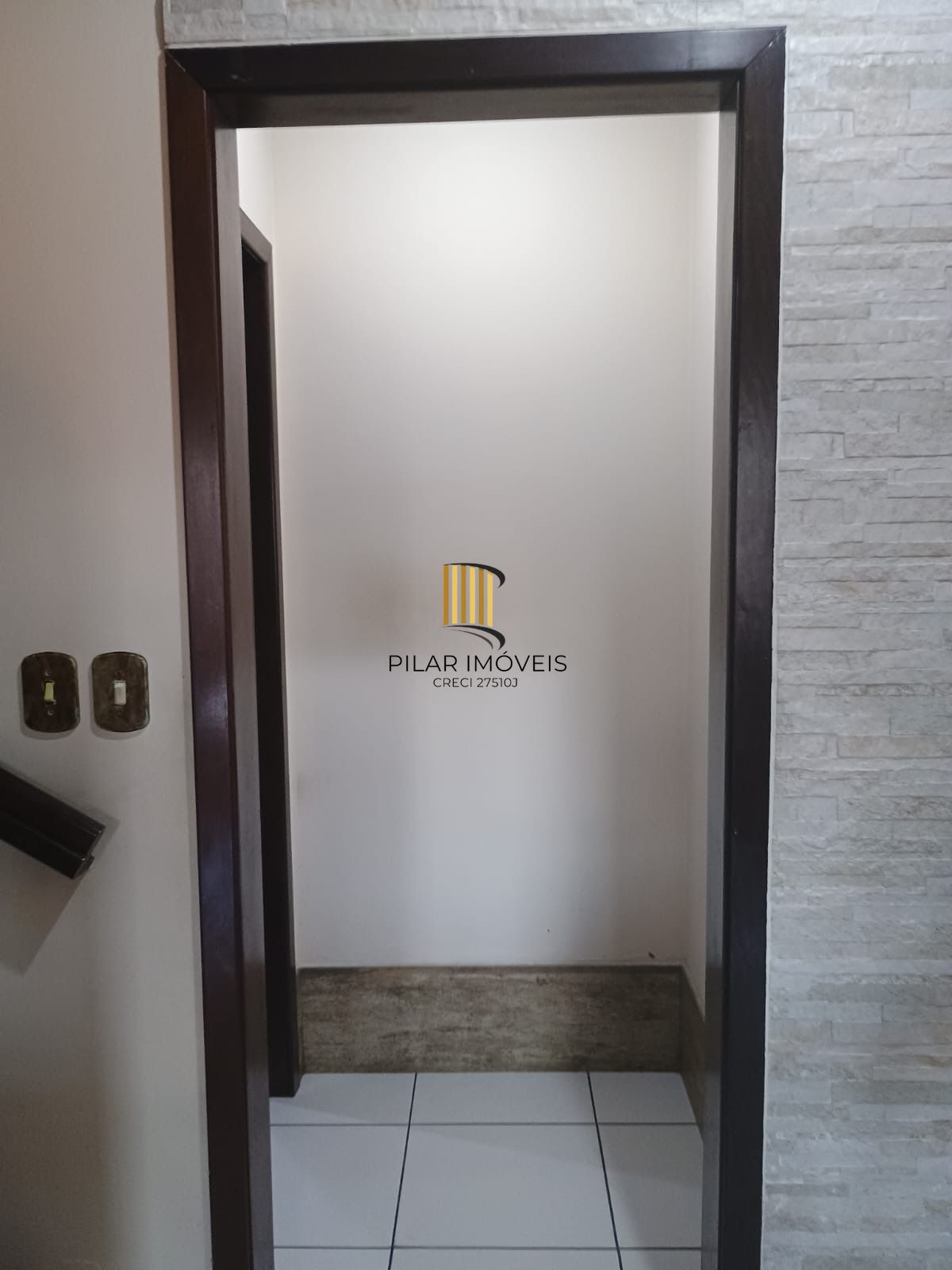 Casa com 3 dormitórios Casa à Venda Bairro Morada do Vale 1 Gravataí/RS