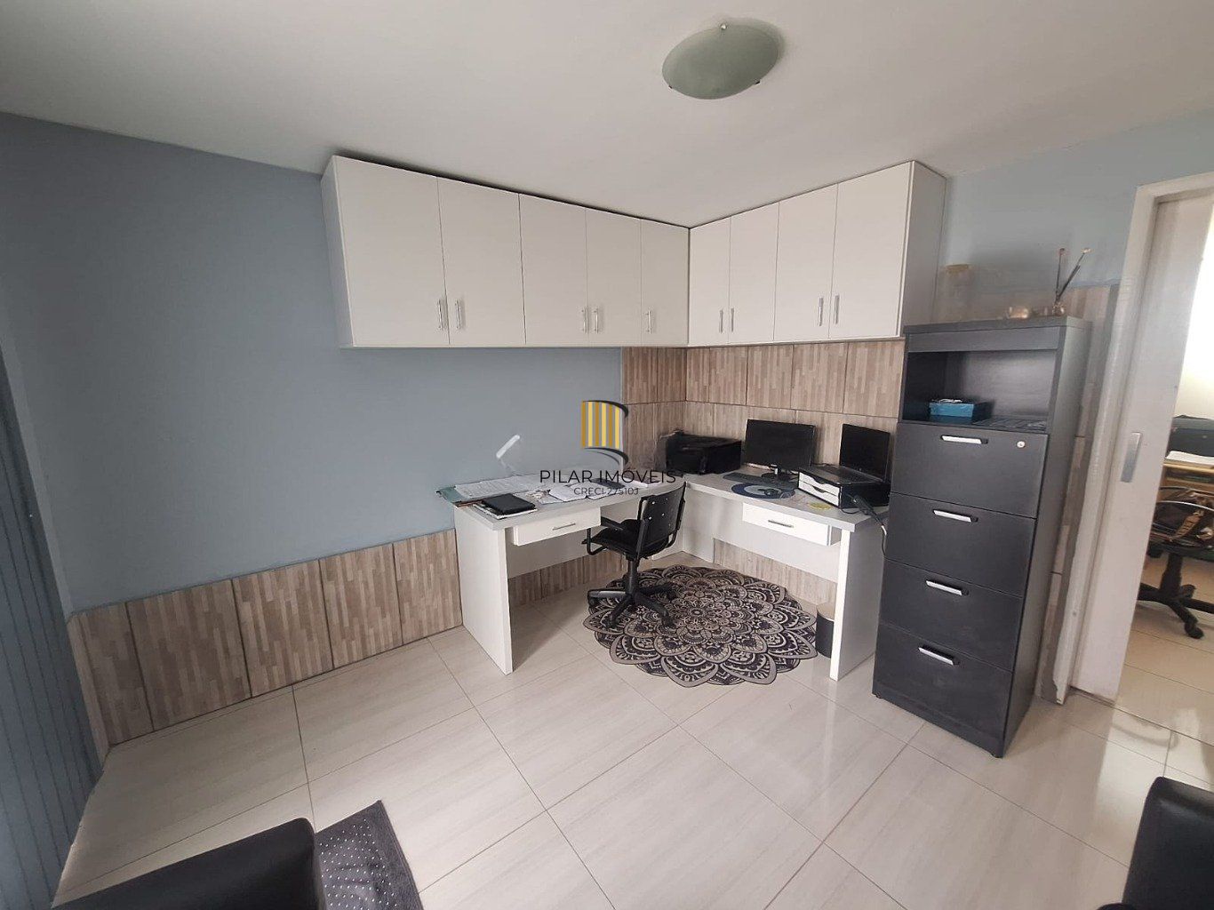 Casa com 2 dormitórios, sendo 1 suíte e 2 vaga de garagem coberta em canoas.