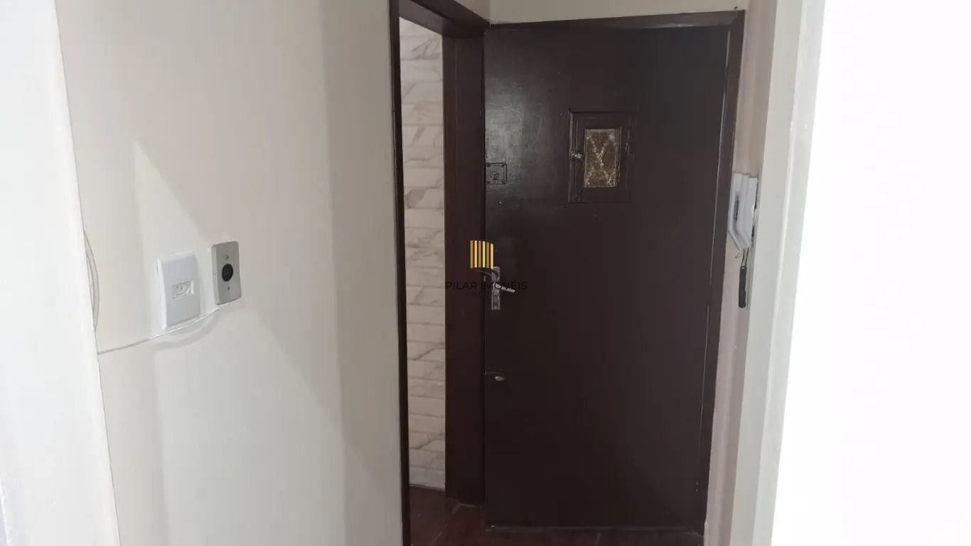 Apartamento térreo com Pátio com 2 quartos e 66m² à venda em Cristo Redentor