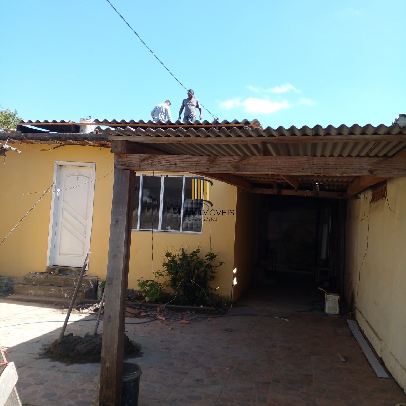 Terreno Casa  com 2 dormitórios e 1 vaga de garagem Alvorada