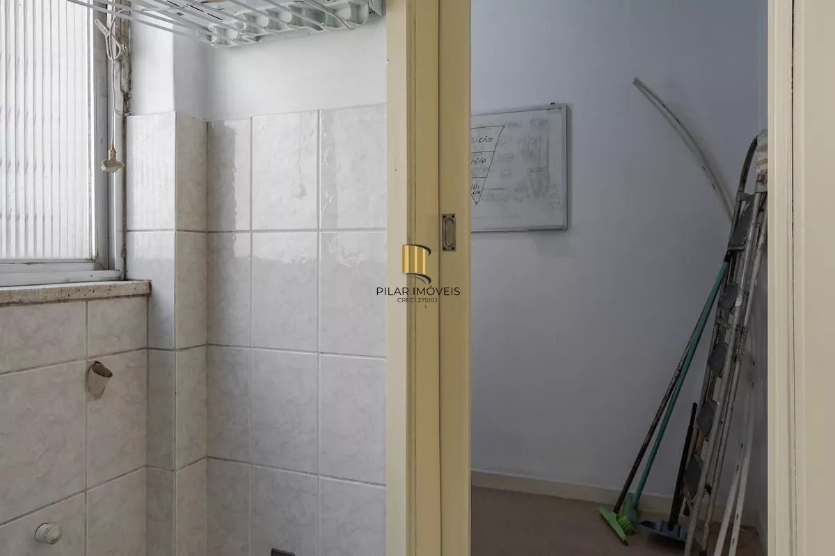 Apartamento à venda com 2 quartos elevador no bairro centro historico