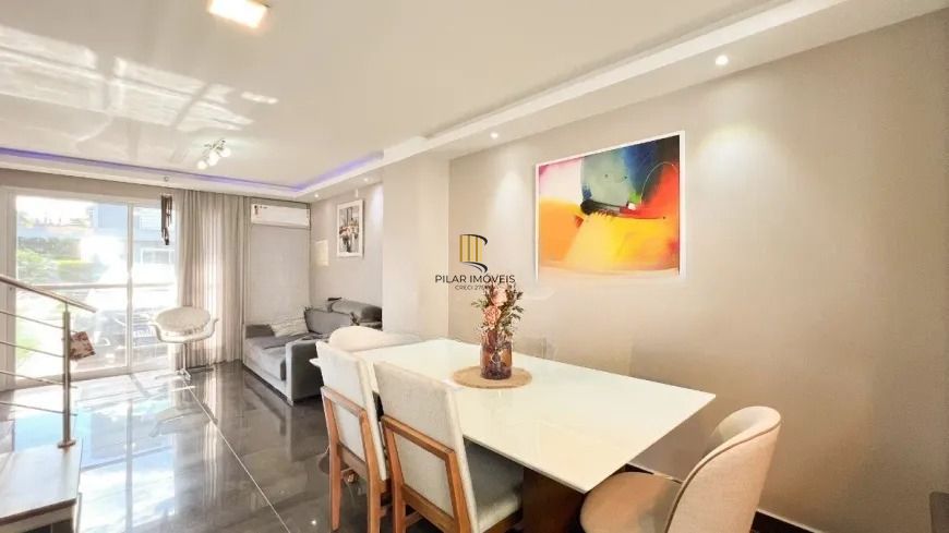 Casa de condomínio com 2 quartos, vaga e pátio no bairro parque Santa Fe