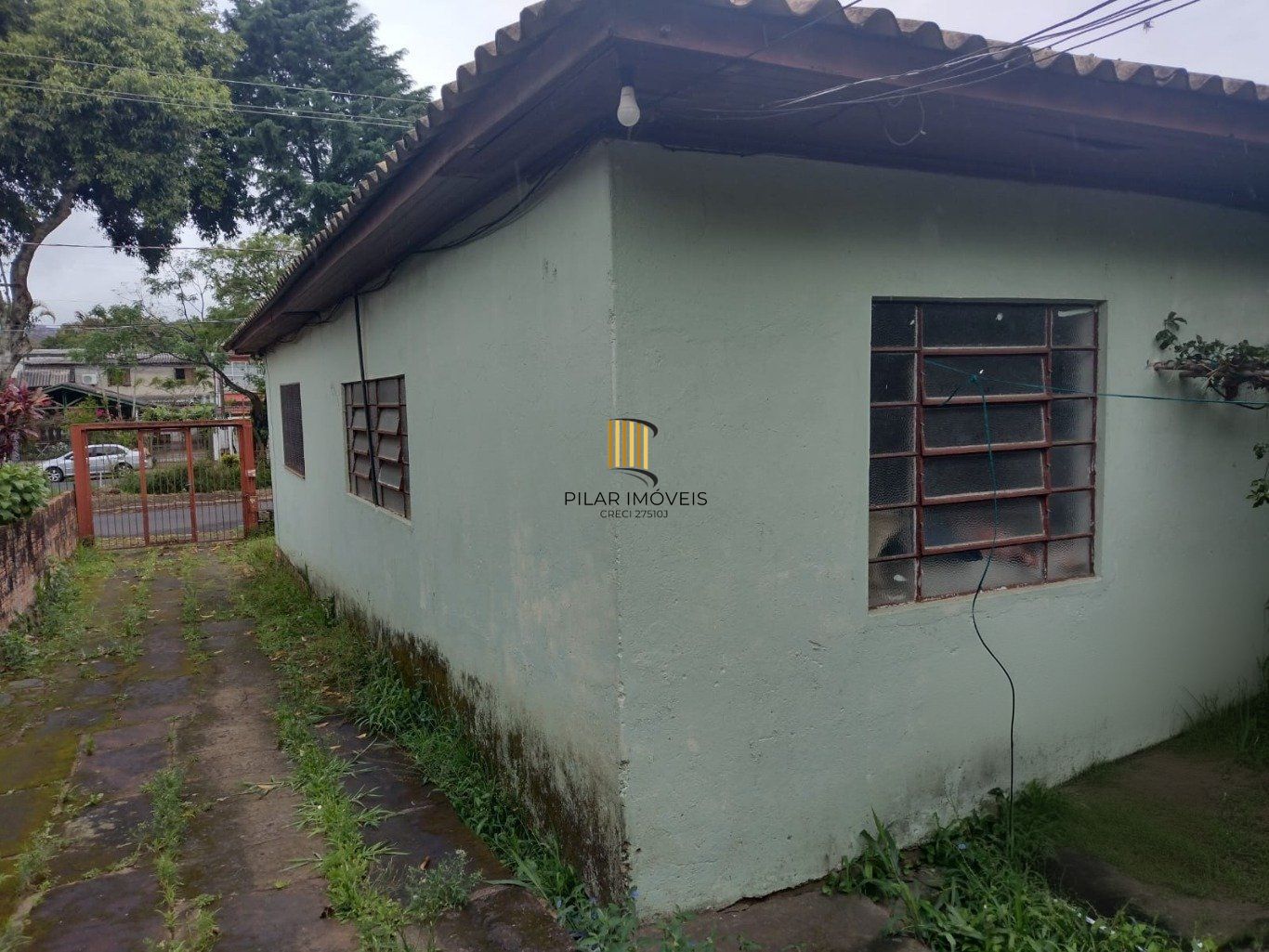 Casa com 3 quartos, 1 vaga de garagem e patio no bairro Jardim Itu