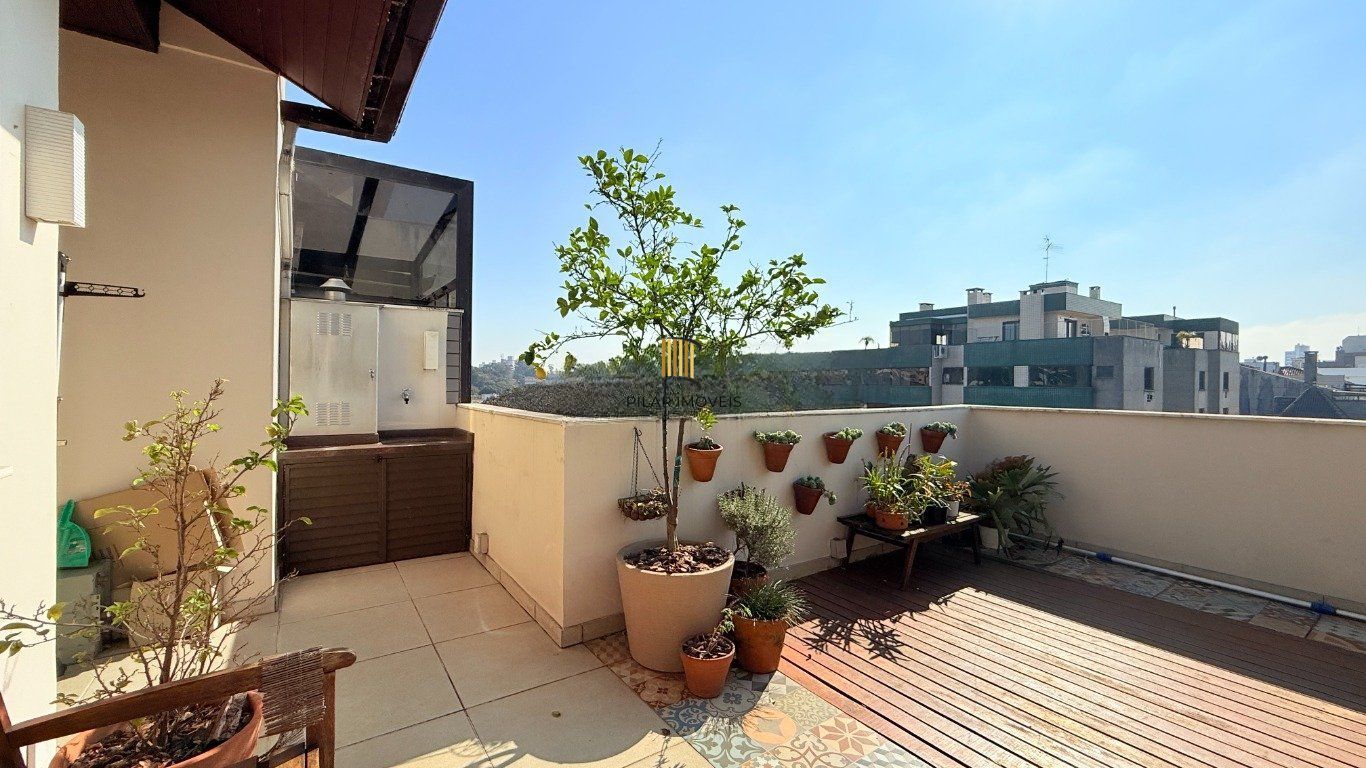 Cobertura de 2 dormitórios bairro Jardim Planalto