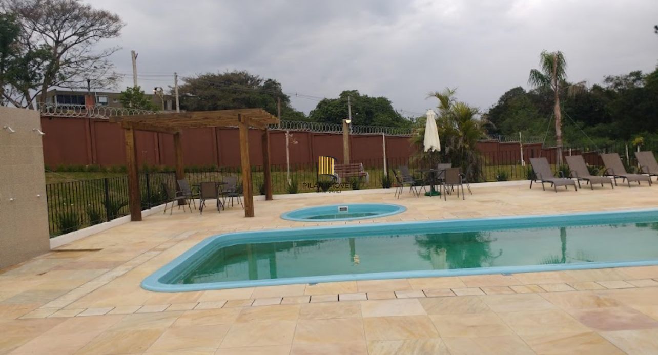 Casa de Condomínio com 1 Quarto e 2 vagas à venda, térreo com 108m² - Formoza