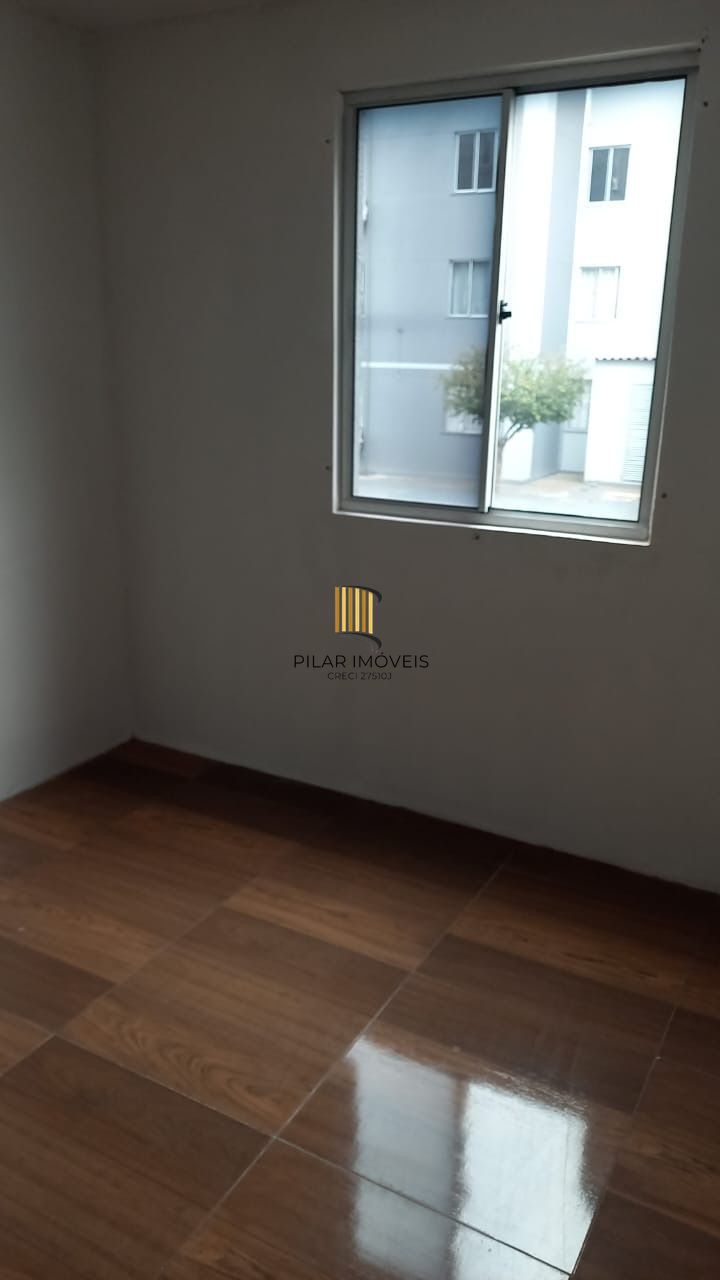 Apartamento Térreo 2 quartos com vaga no Bairro Jardim Leopoldina Porto Alegre
