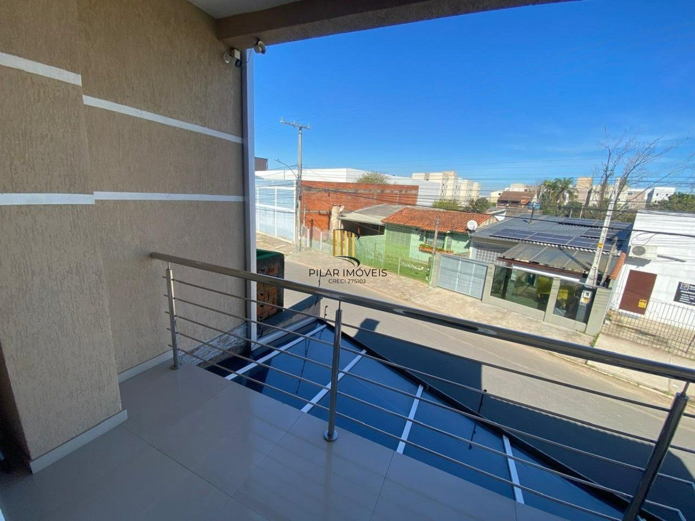 Casa de 3 quartos, 2 vagas de garagem cobertas no bairro Mato grande em Canoas.