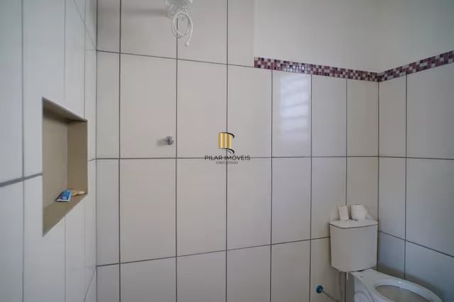Casa de 3 dormitórios no bairro passo das Padras Porto Alegre.
