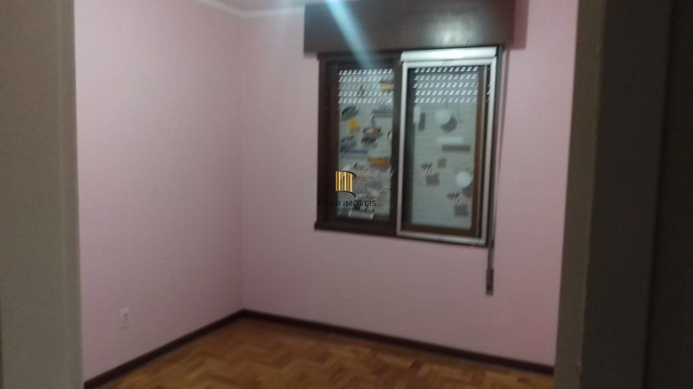 Apartamento com 3 quartos e 2 vagas de garagem no Bairro Jardim Itu/ Planalto.