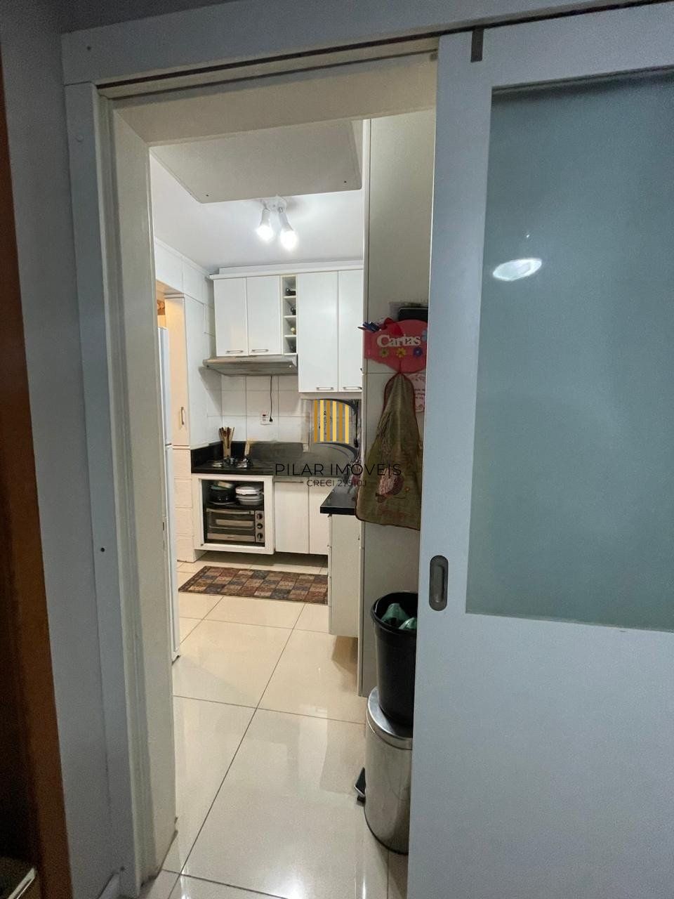 Apartamento 2 Dormitórios Mobiliado com Vaga na Zona Norte de Porto Alegre