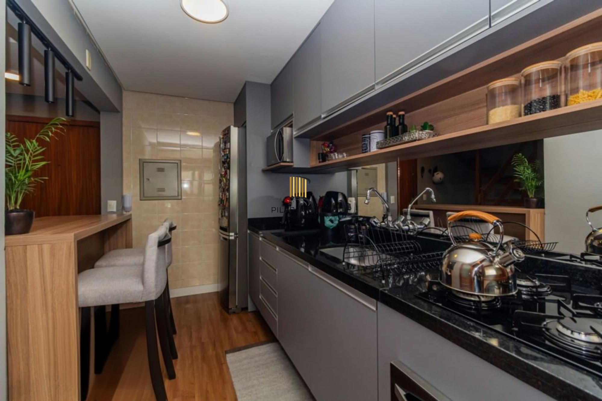 Cobertura semi mobiliada 1 dormitório bairro Cristo Redentor