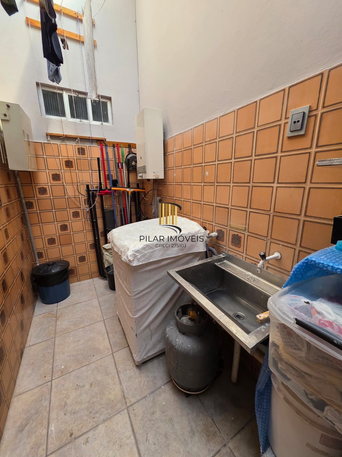 Casa de 3 dormitório no bairro Jardim do Salso