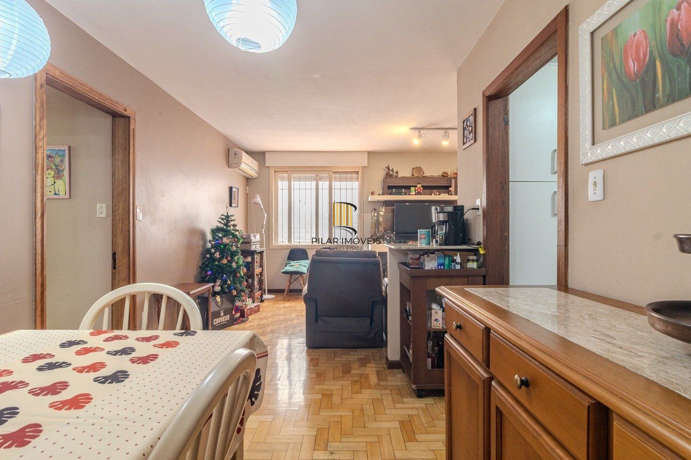 Apartamento de 3 dormitórios, 2 vagas no bairro Moinhos de Vento.