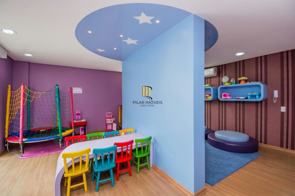 Apartamento 3 quartos, vaga, elevador e churrasqueira no bairro Petrópolis