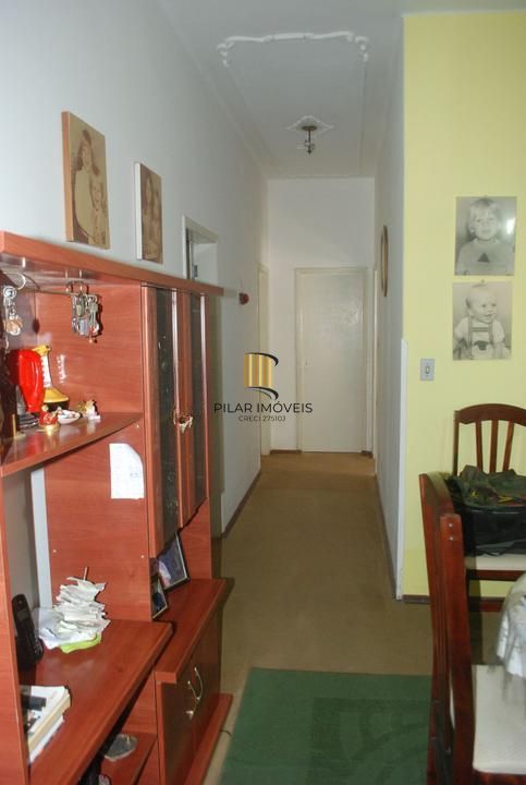 Casa com 4 Quartos e 4 vagas de garagem no Bairro Vila Ipiranga