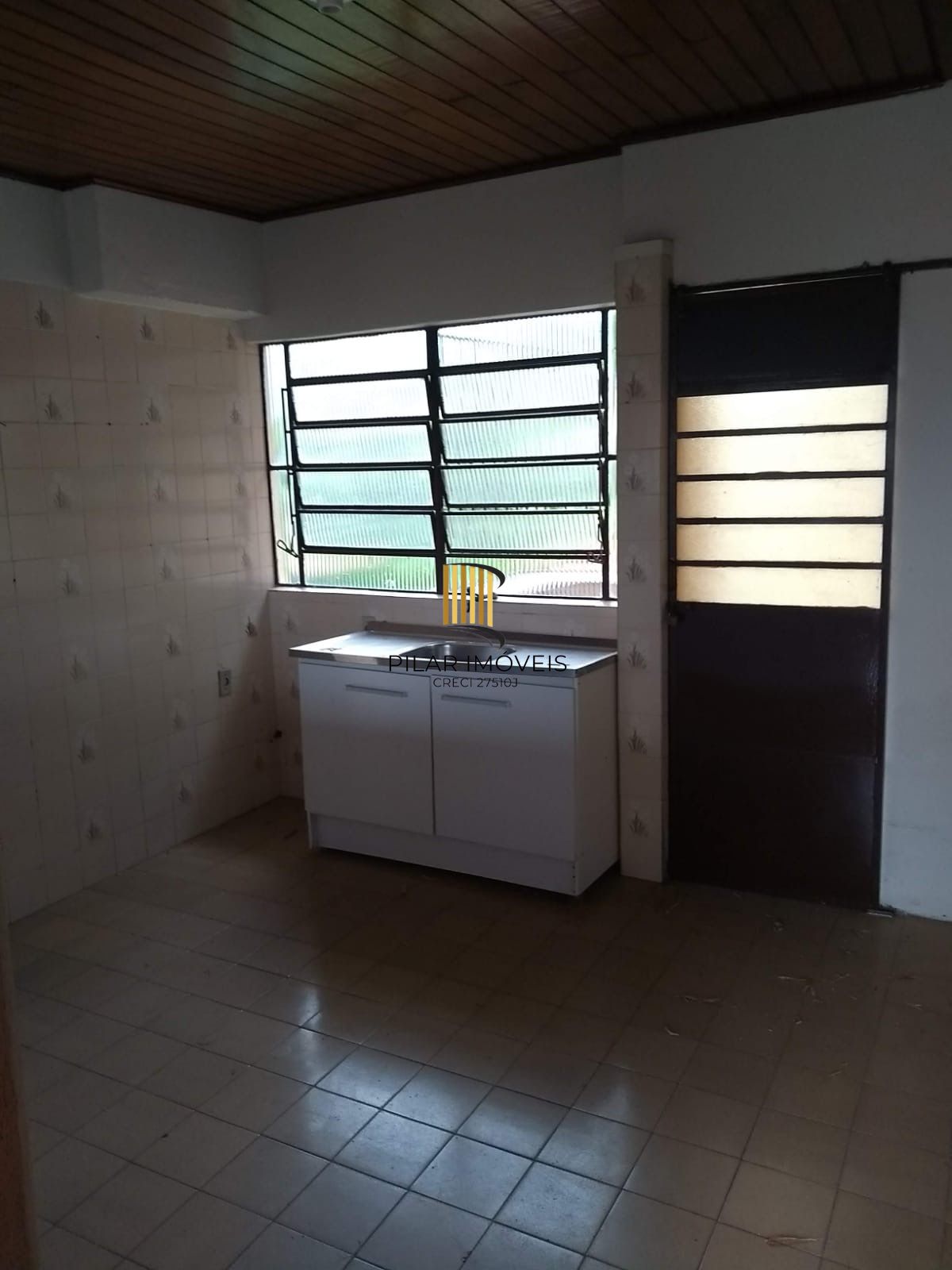 Casas com 3 quartos 230m² à venda no Jardim Planalto Porto Alegre