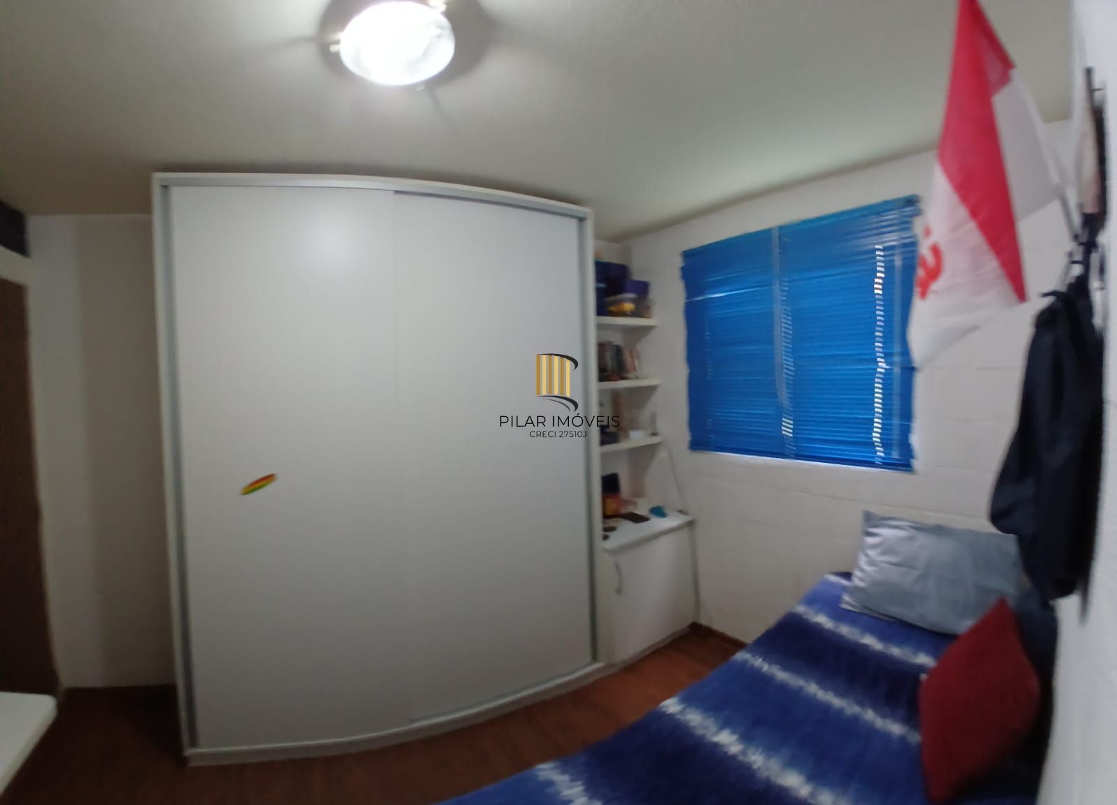 Apartamento de 2 quartos, 1 vaga no bairro Campo Novo