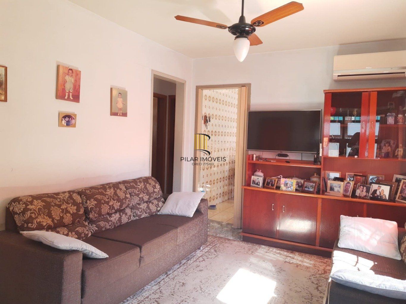 Casa com 3 quartos e 2 vagas de garagem coberta em Cachoerinha.