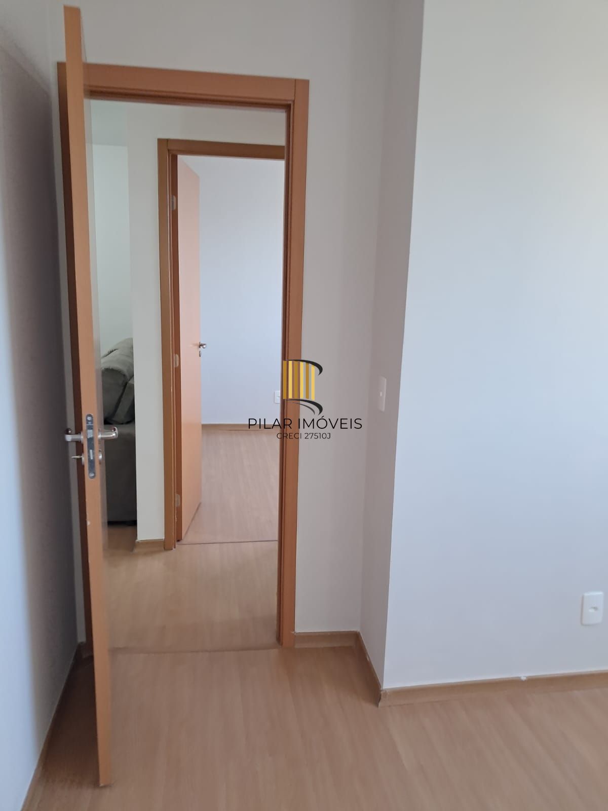 Apartamento com 2 quartos, vaga de garagem e elevador no bairro Estância velha