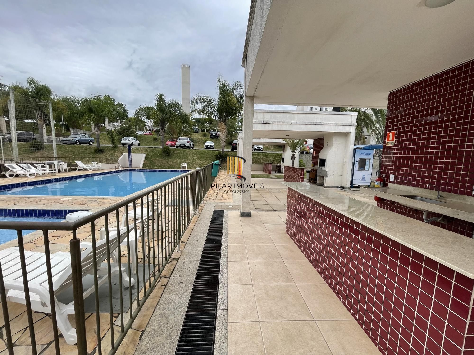 Apartamento Térreo 2 quartos em condomínio fechado com piscina e infra completa