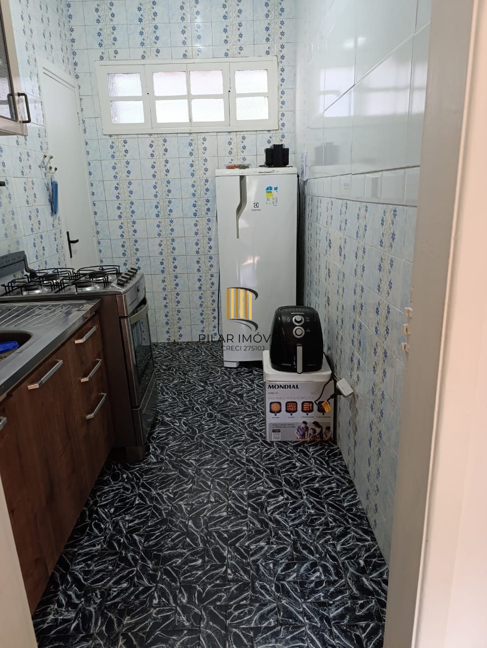 Apartamento térreo de 2 quartos e 1 vaga no bairro São Sebastião