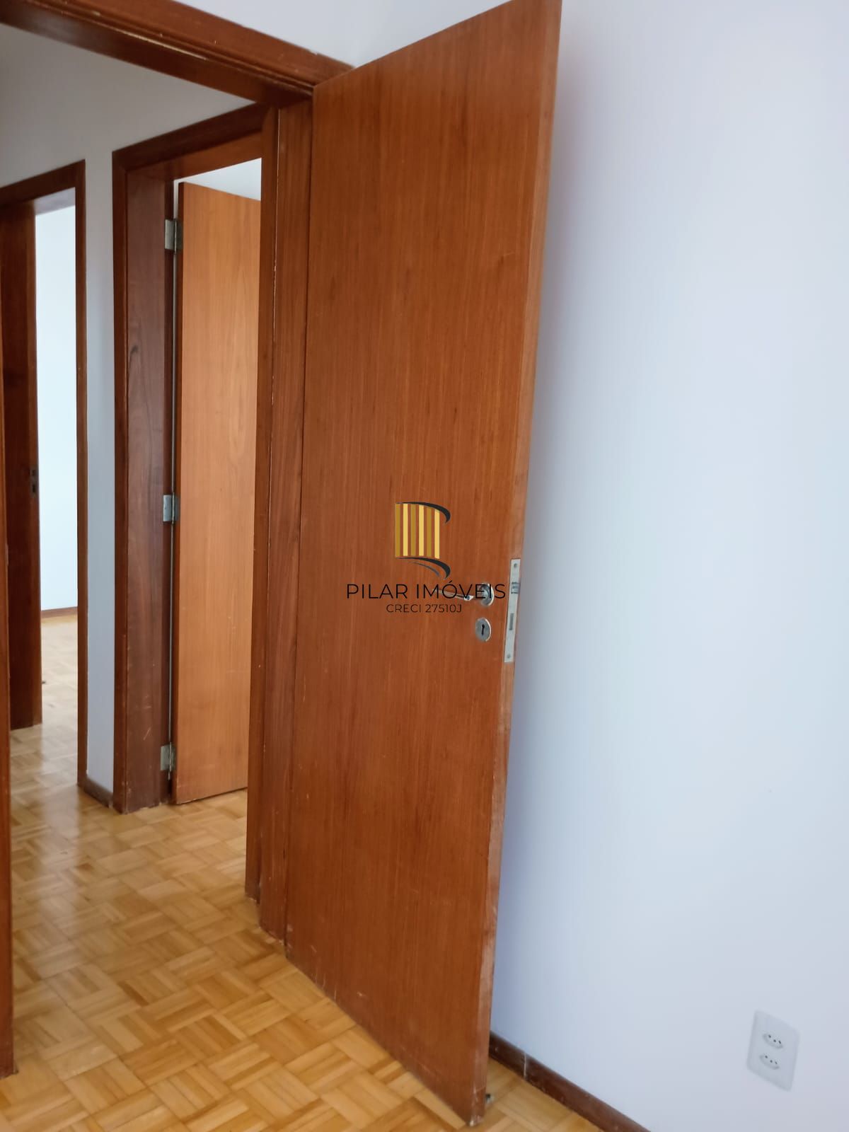 Apartamento de 3 dormitórios no bairro Sarandi