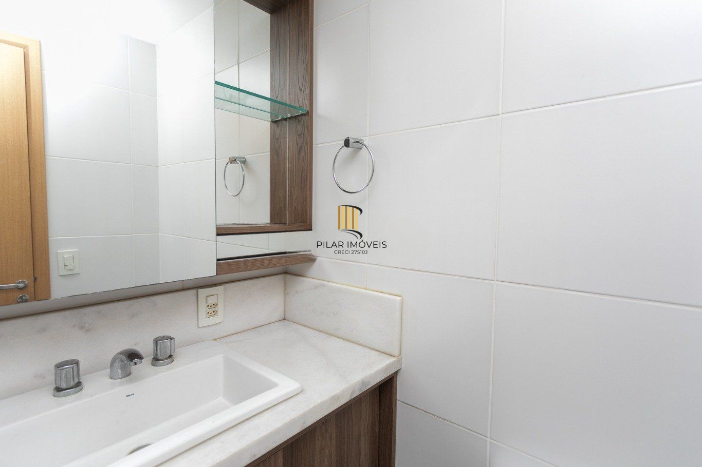 Apartamento com 3 quartos, 1 Suíte, 2 vagas e 83m² à venda em Jardim Lindóia.