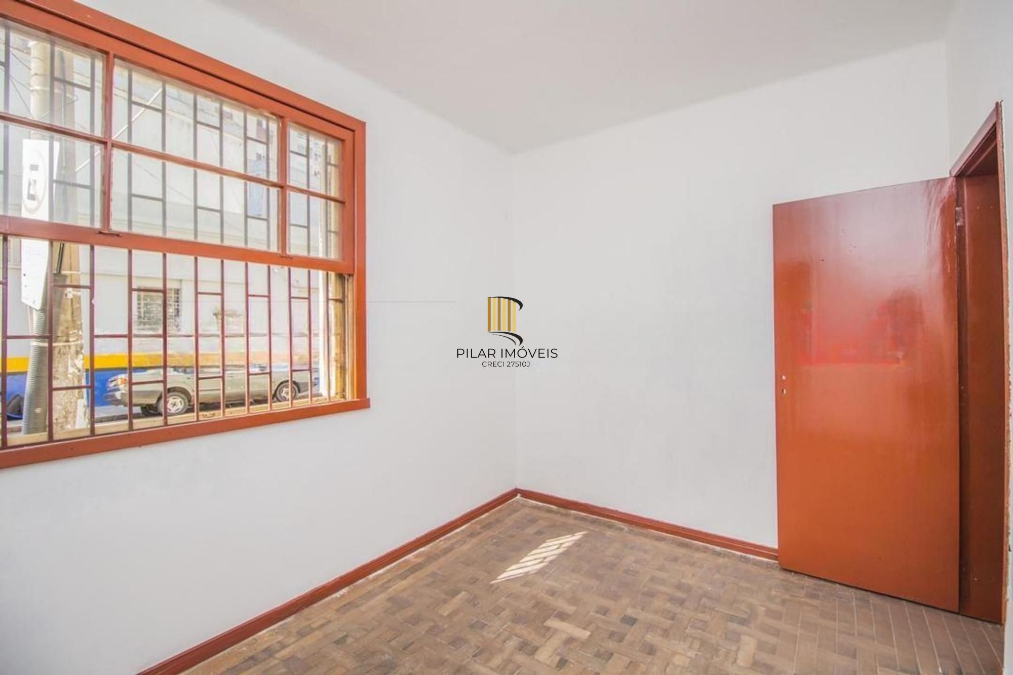 Apartamento térreo de 2 quartos, 2 banheiros no bairro Cidade baixa