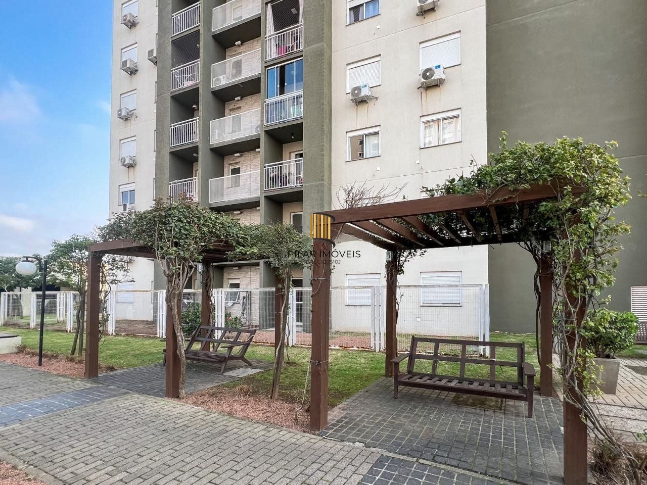 Apartamento com 2 quartos, 1 vaga e elevador no bairro Igara em Canoas