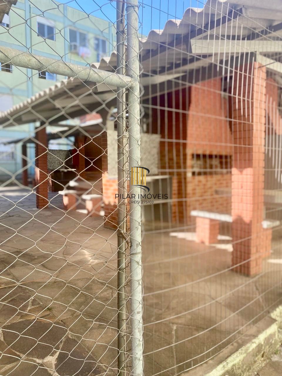 Apartamento de 2 dormitórios Segundo andar Bairro Camaqua em Porto Alegre