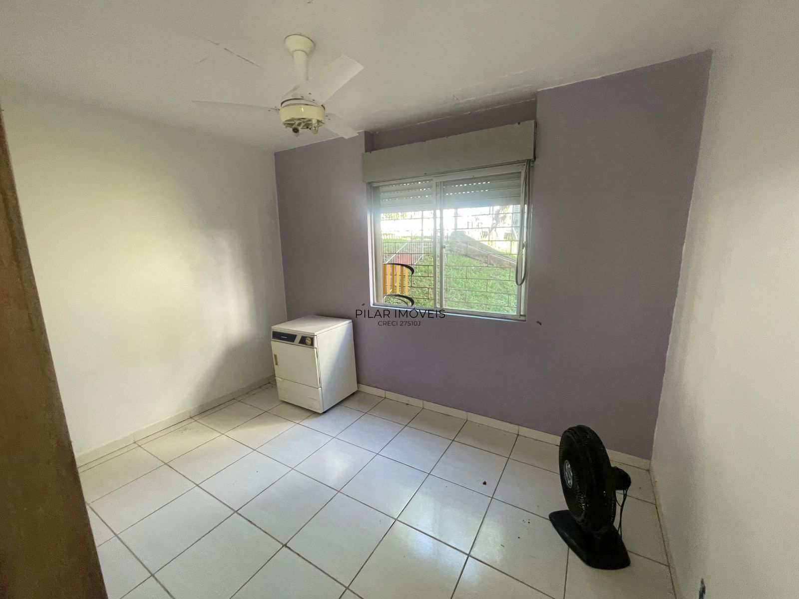 Apartamento térreo com 2 dormitórios no Bairro Parque dos Maias