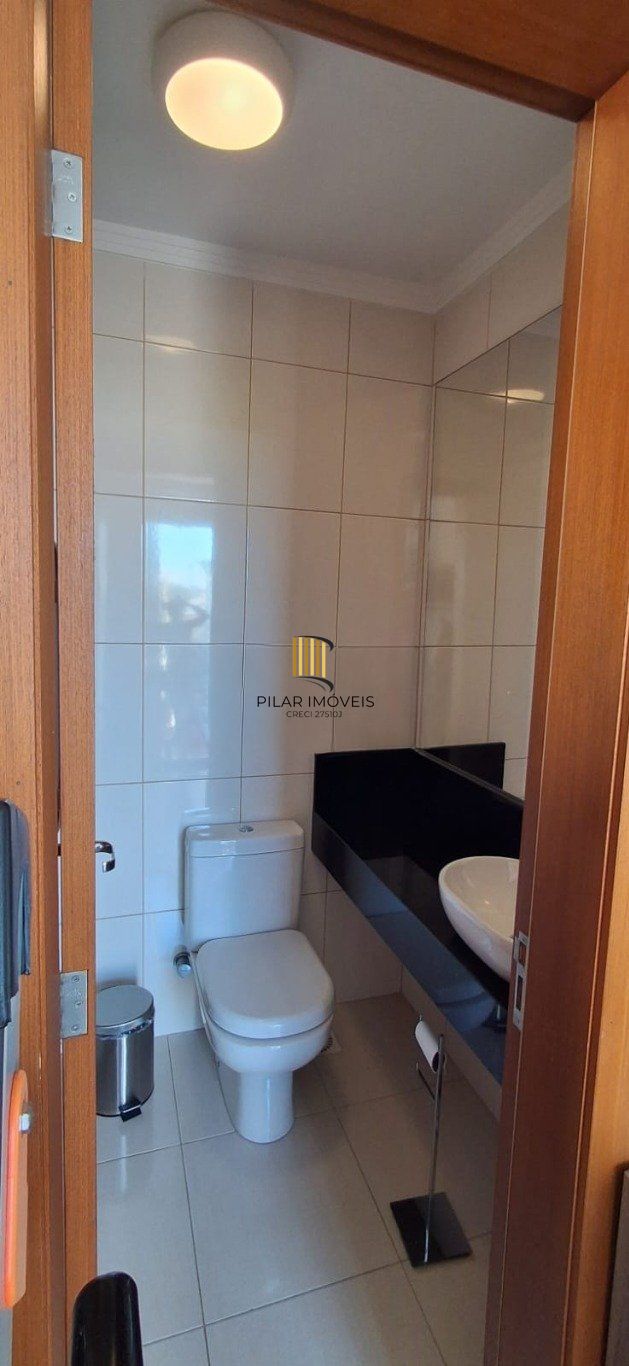 Cobertura com 3 quartos, 2 Vagas de garagem No Bairro Cavalhada.