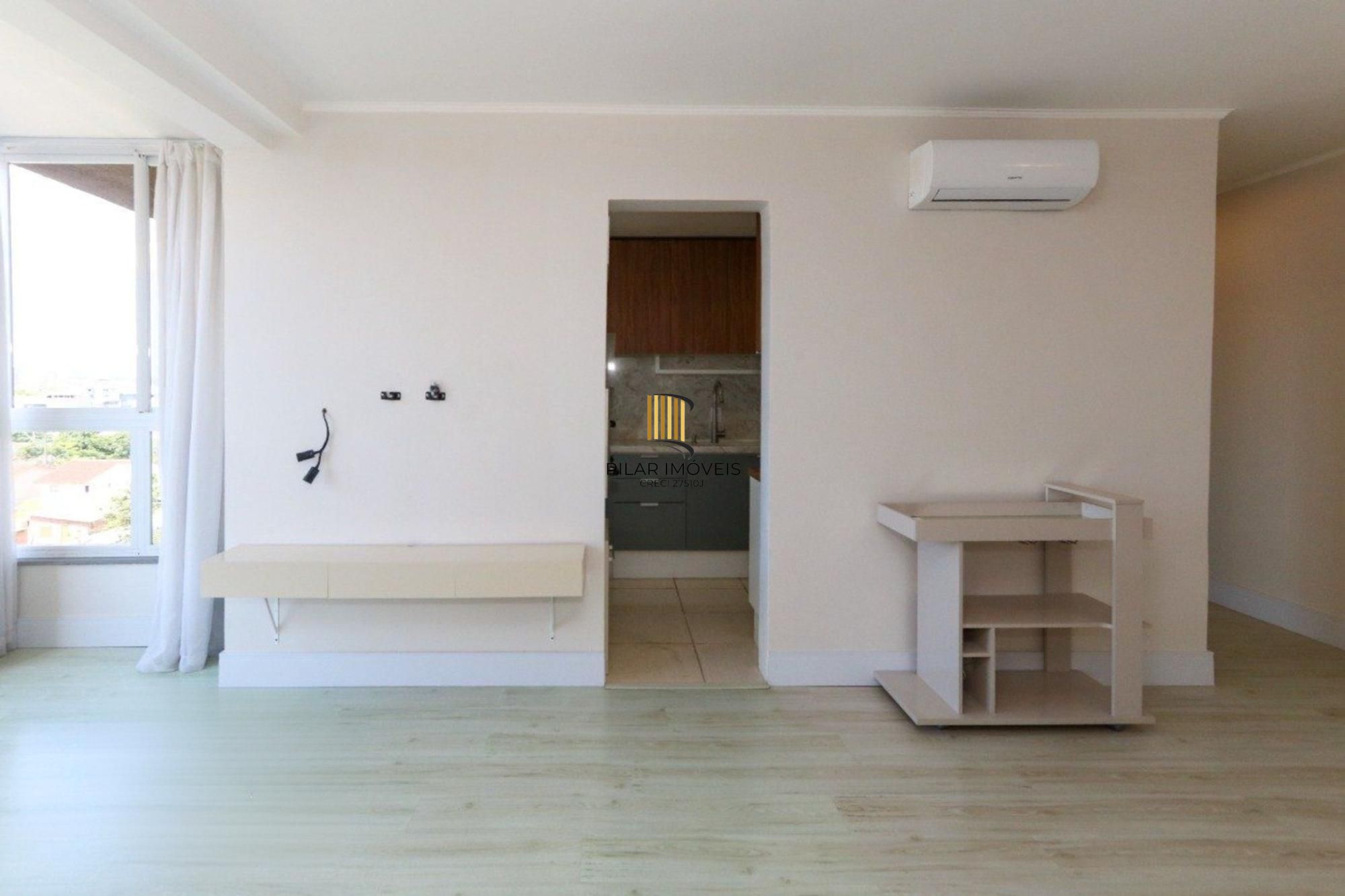 Apartamento com 3 quartos, com elevador e 1 vaga de garagem em Canoas.