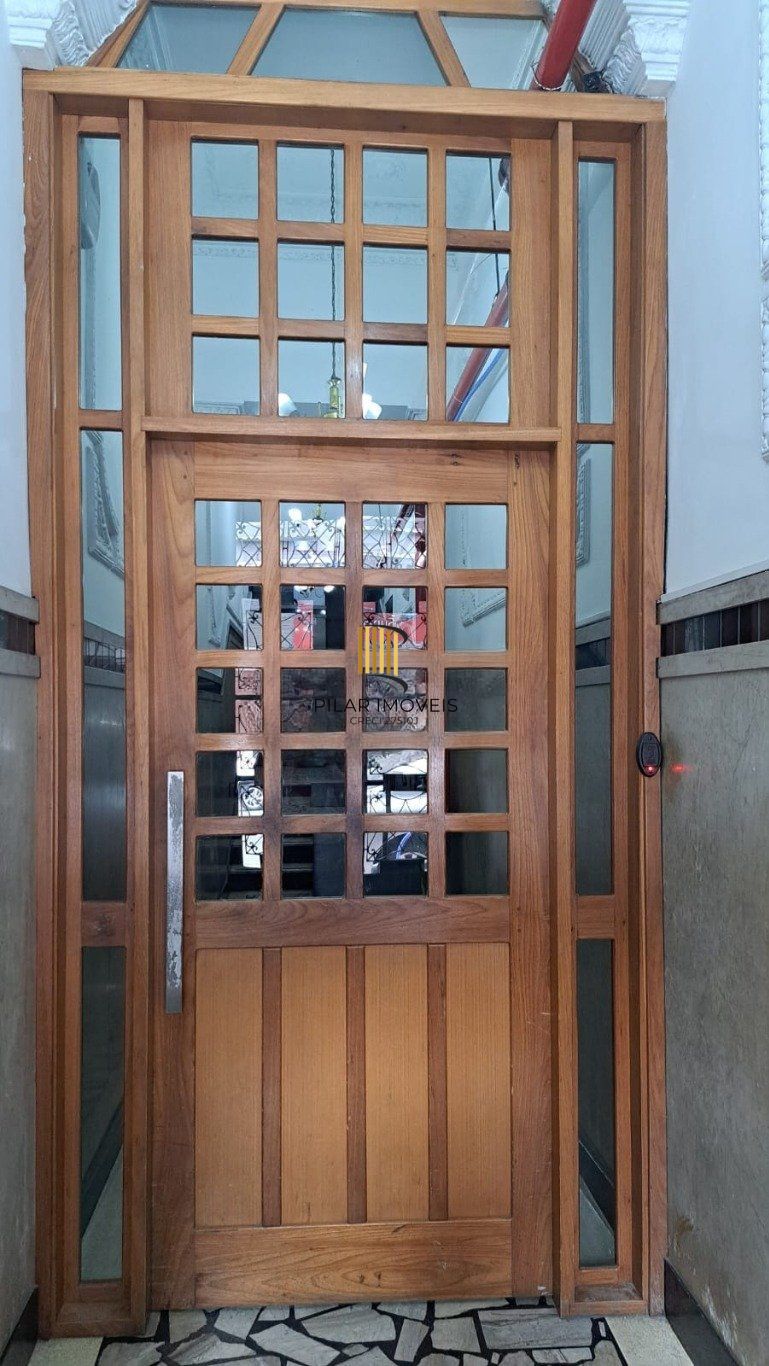 Apartamento Terreo, com 2 quartos e 73m² à venda em Centro Histórico.