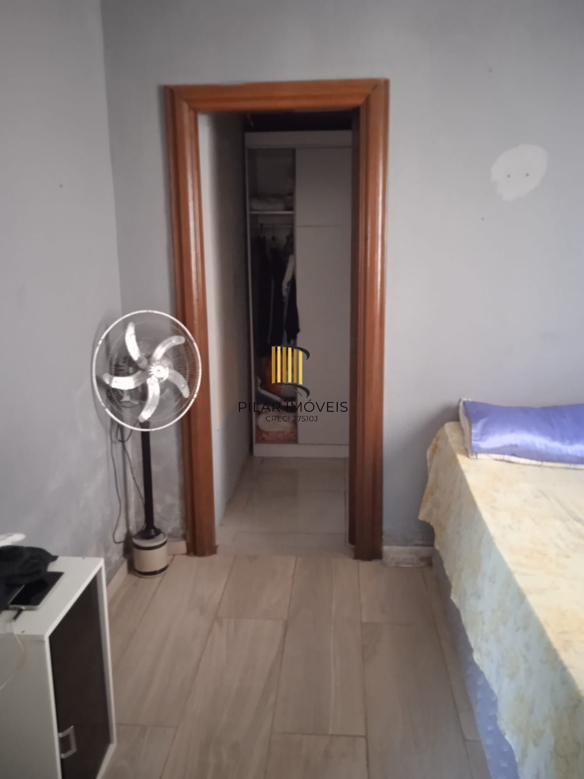 Casa com Piscina à Venda na Vila Elsa – 3 Dorms e Garagem Coberta