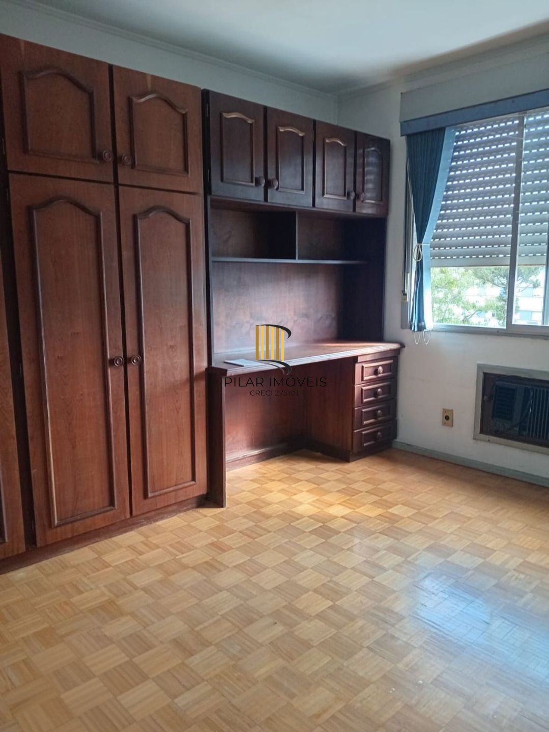 Apartamento de 2 quartos e elevador em Canoas.