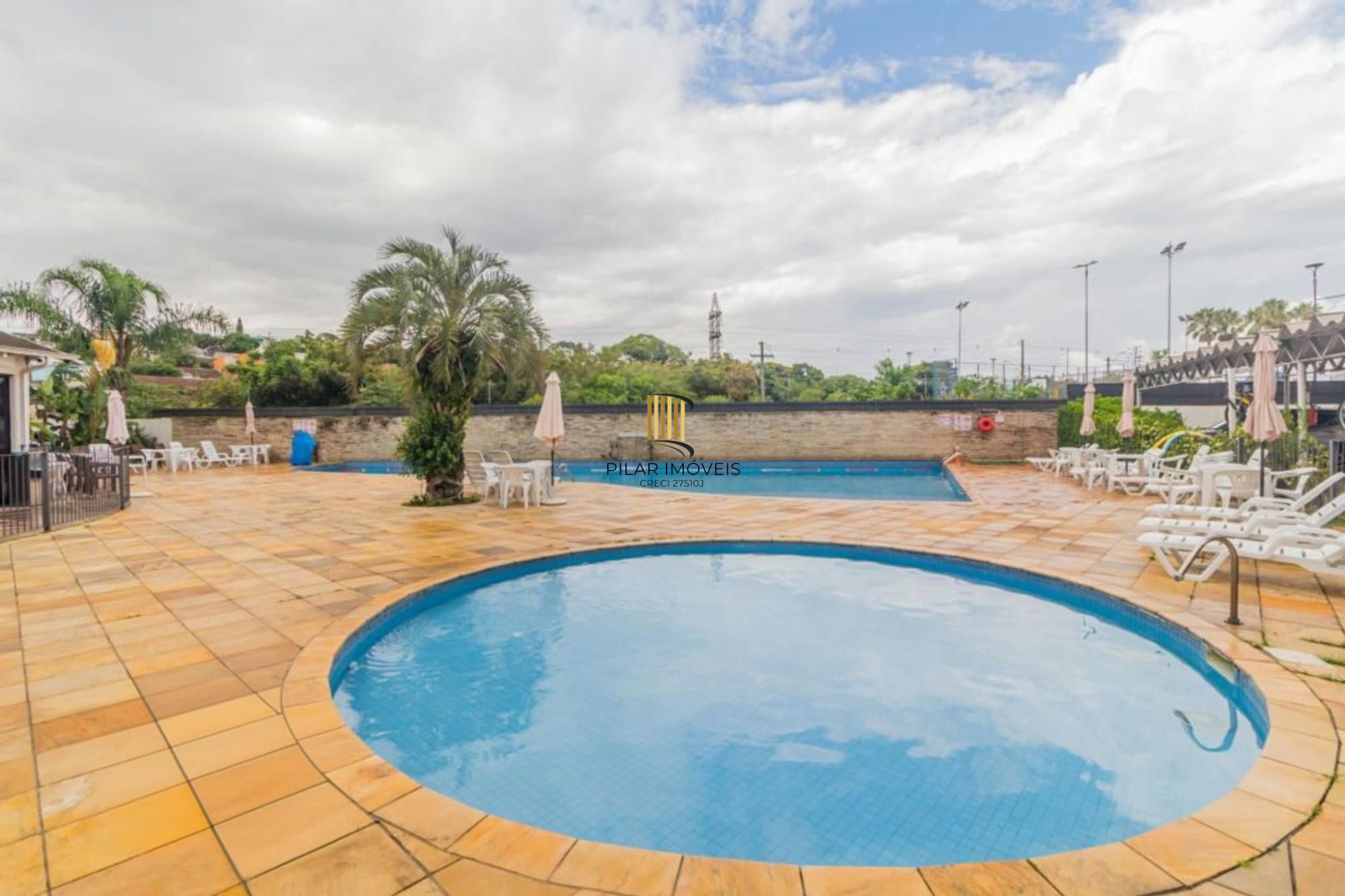 Apartamento Reformado com 2 Dorms e Infra Completa – Jardim Botânico