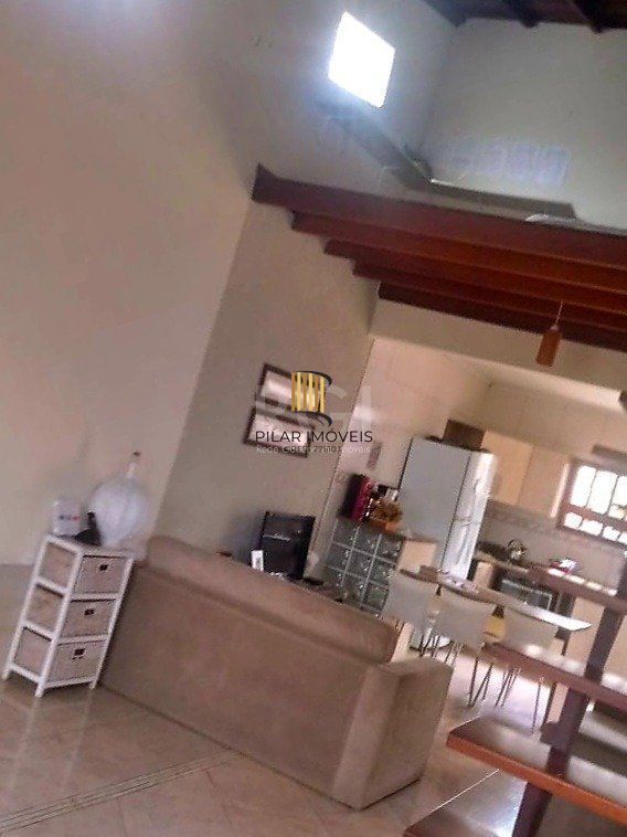 Casa  com piscina 3 dormitórios e 2 Costa e Silva Zona Norte de Porto Alegre