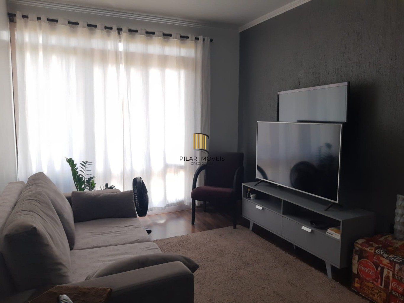 Apartamento Duplex de 2 dormitórios,  1 vaga de garagem em Cachoeirinha.