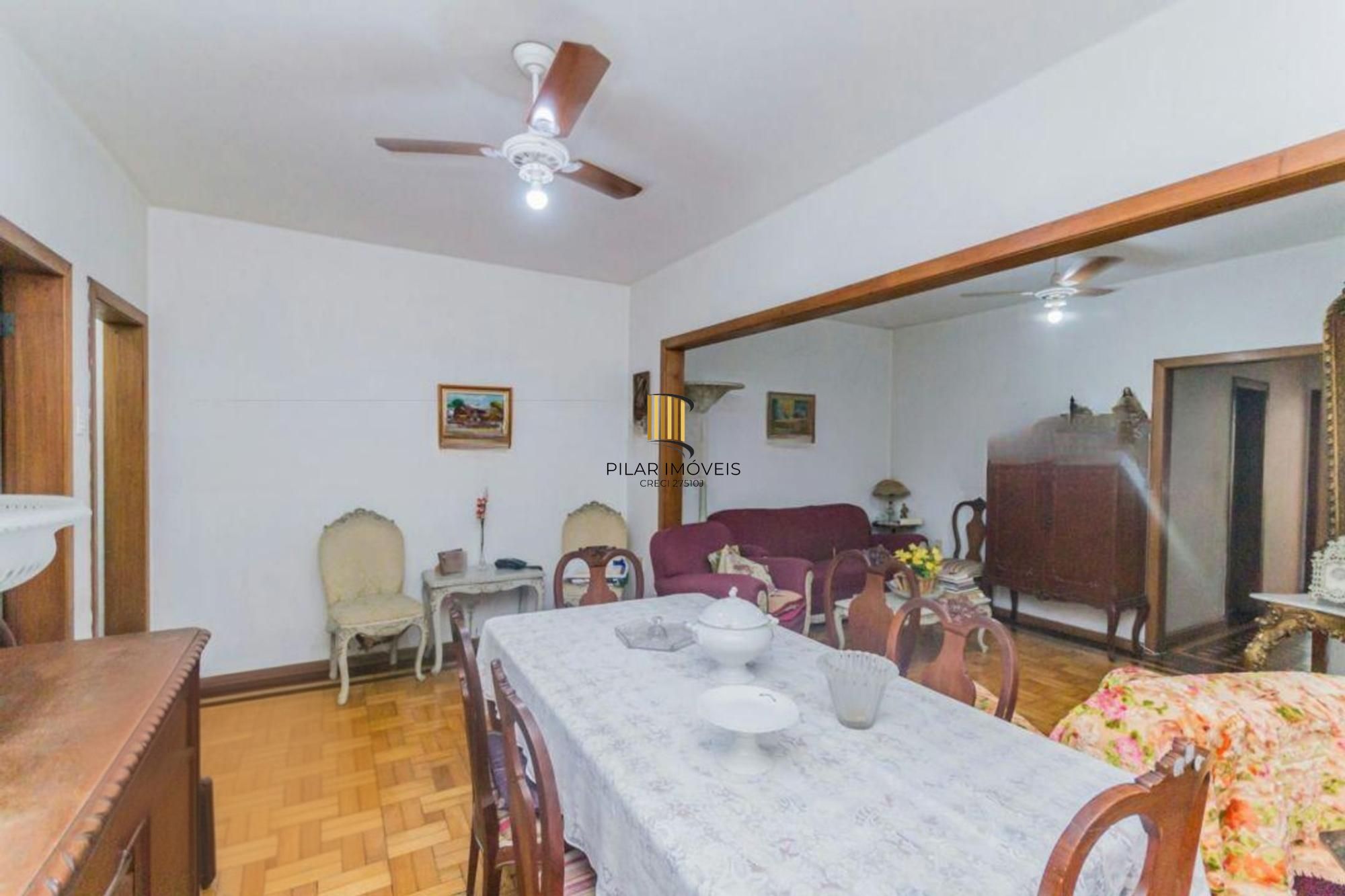 Casa com 3 dormitórios no Bairro Auxiliadora