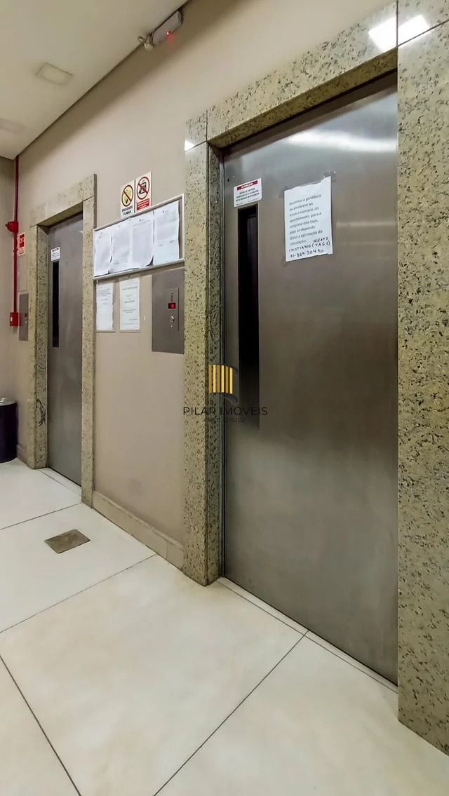 Apartamento JK com 1 quarto e com elevador  no bairro Farroupilha.