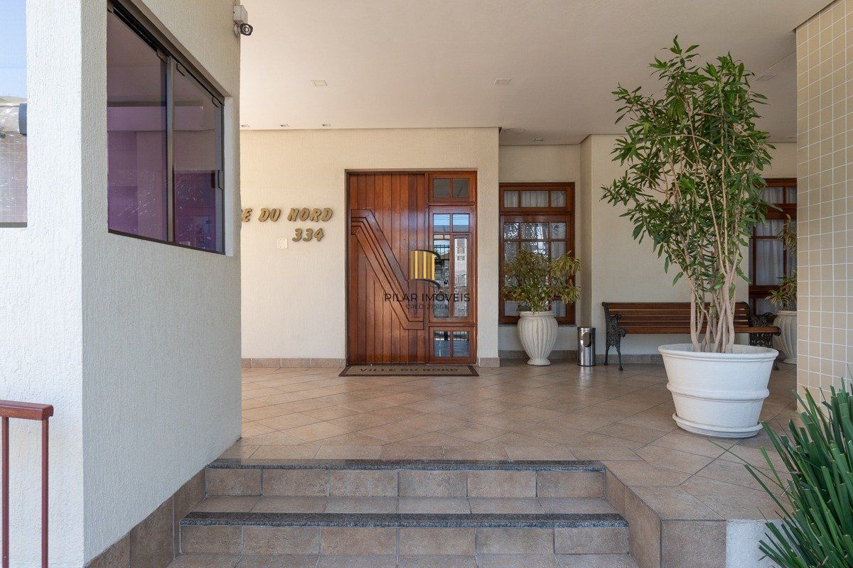 Apartamento de 3 quartos, elevador, churrasqueira, 2 vagas  no bairro Lindóia